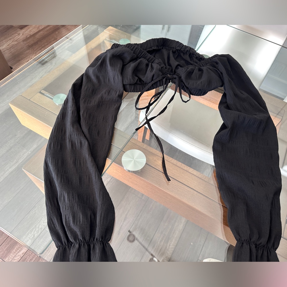 Black Puff Sleeve Top